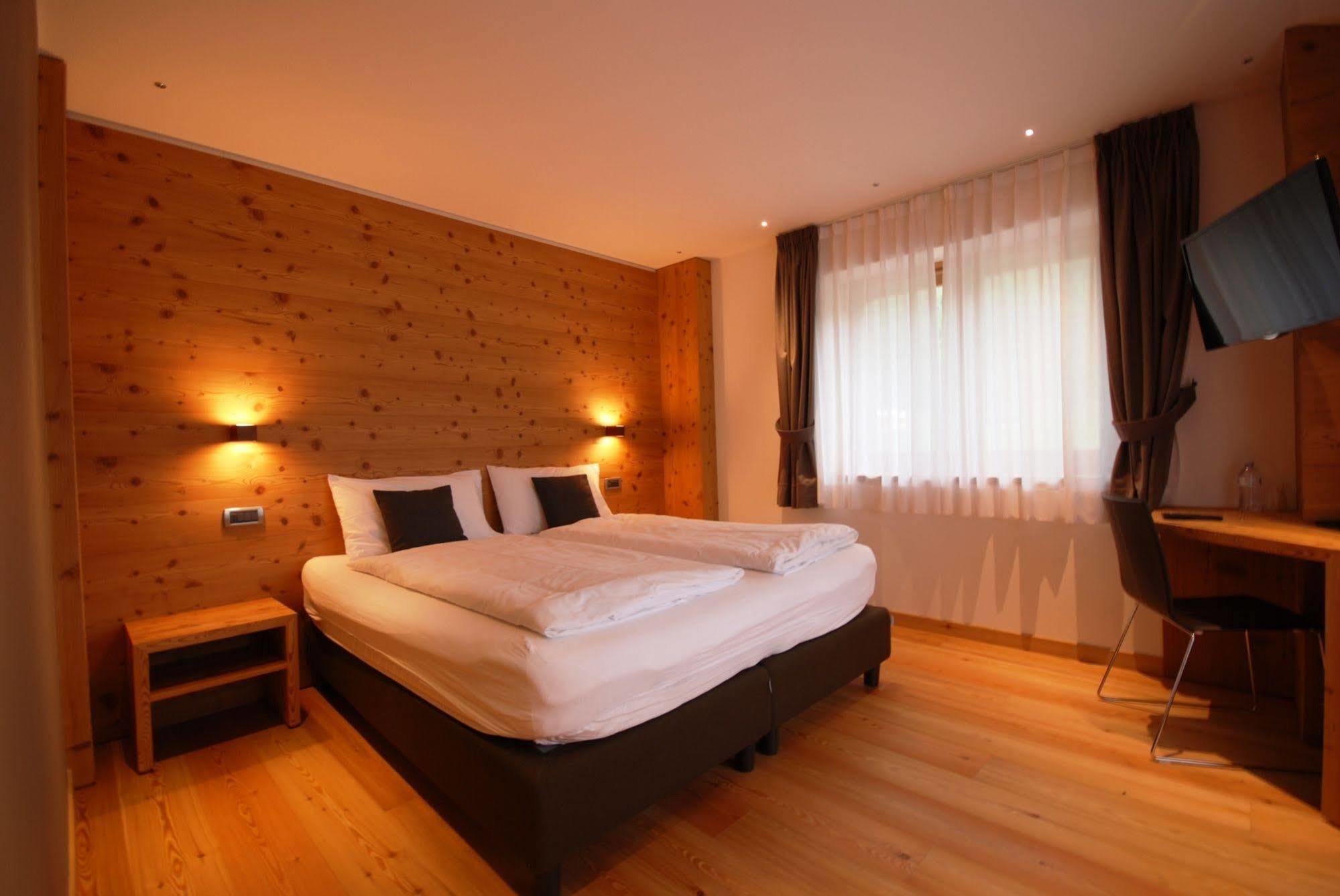 Hotel Astoria Livigno Esterno foto